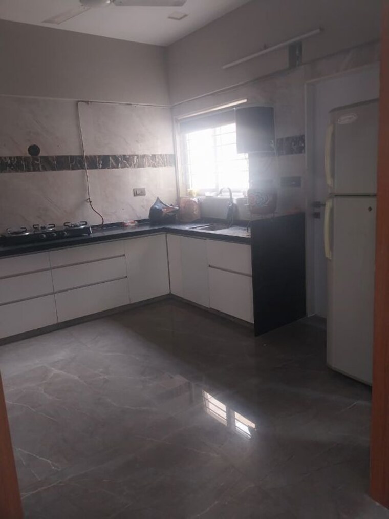 Kitchen, pacifica-la-habitat 3 Bedroom 2100 Sq.Ft. Apartment In Thaltej Ahmedabad 10622836