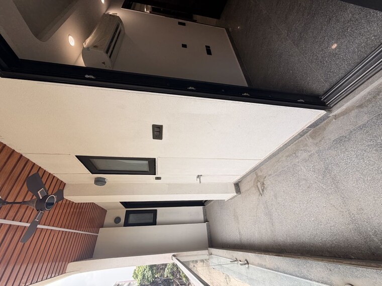 Balcony, saket 4 Bedroom 1800 Sq.Ft. Builder Floor In Saket Delhi 10622873