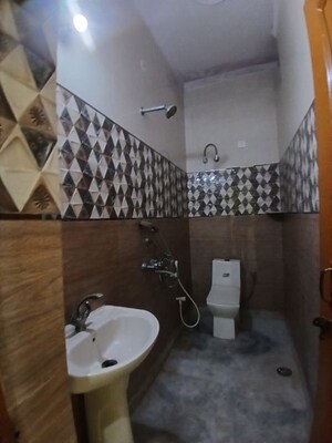Team Area in 2 BHK Apartment at Ip Colony – for Rent