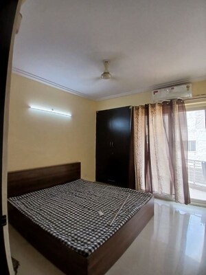 Bedroom in 2 BHK Apartment at Ip Colony – for Rent