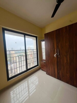 Room in 1 BHK Apartment at Sai Milan CHS, Worli – for Rent