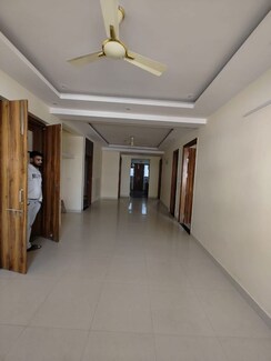 3 BHK Builder Floor For Rent in Sector 57