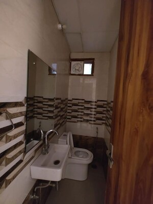 Bathroom in 3 BHK Builder Floor at Sector 57 – for Rent