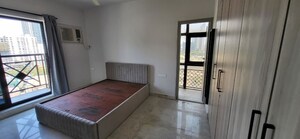 Room in 2 BHK Apartment at Mittal Phoenix Tower, Lower Parel – for Rent