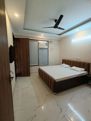 Bedroom in 2 BHK Builder Floor at Sector 45 – for Rent