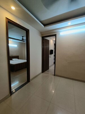 Room in 2 BHK Builder Floor at Sector 45 – for Rent