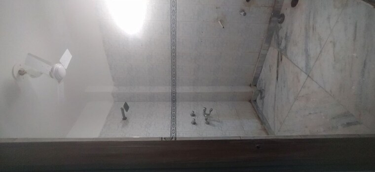 Bathroom, khirki extension 2 Bedroom 700 Sq.Ft. Builder Floor In Khirki Extension Delhi 10407006