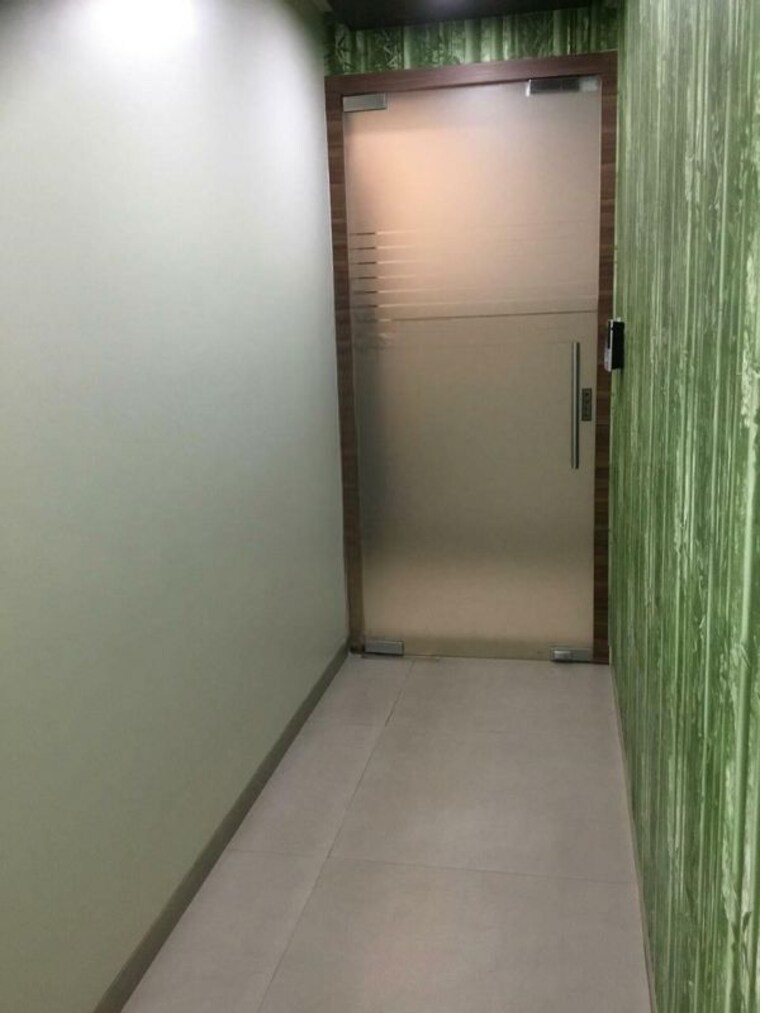 Other, gandhi nagar Commercial Office Space 1300 Sq.Ft. In Gandhi Nagar Indore 10622966