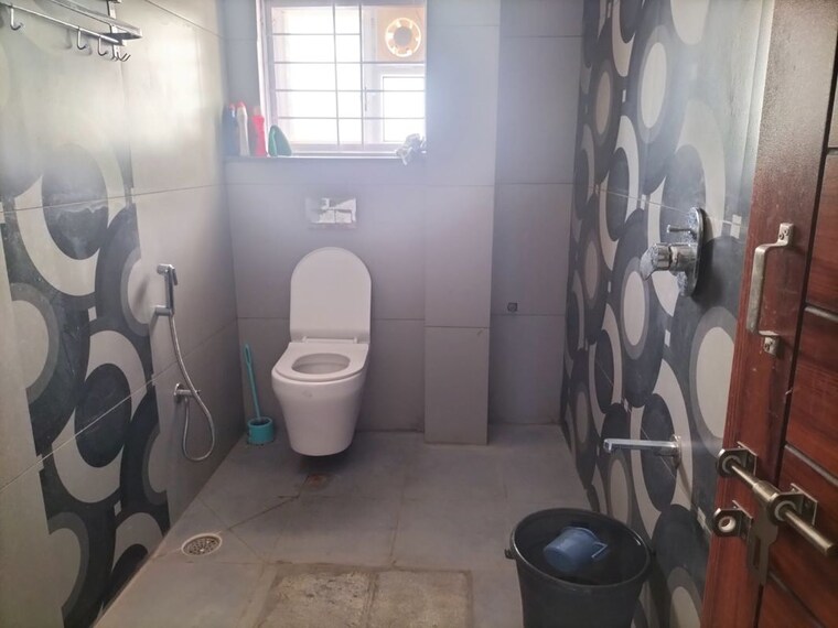 Bathroom, doddagubbi 6+ Bedroom 6000 Sq.Ft. Independent House In Doddagubbi Bangalore 10622976