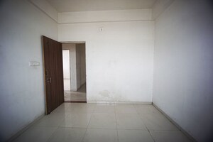 Room in 2 BHK Apartment at Maninagar East – for Sale