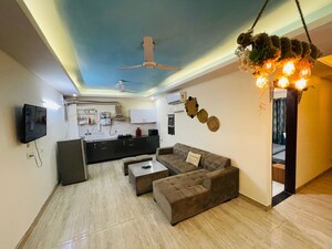 Living Room in 2 BHK Builder Floor at Sector 52 – for Rent