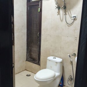 Bathroom in 3 BHK Builder Floor at Ardee City, Sector 52 – for Rent