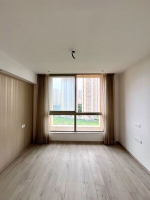 Room in 3 BHK Apartment at Hiranandani Estate, Ghodbunder Road – for Sale