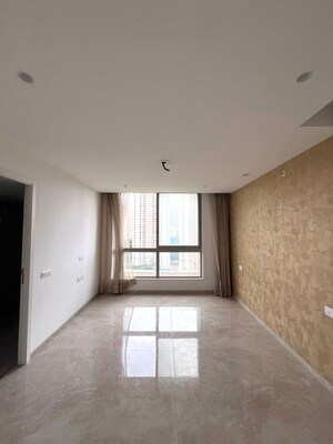 Room in 3 BHK Apartment at Hiranandani Estate, Ghodbunder Road – for Sale