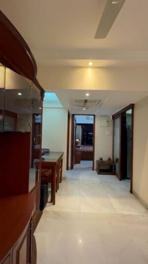 Living Room in 2 BHK Apartment at Chembur – for Rent