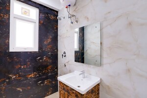 Bathroom in 1 RK Independent House at Sector 14 – for Rent