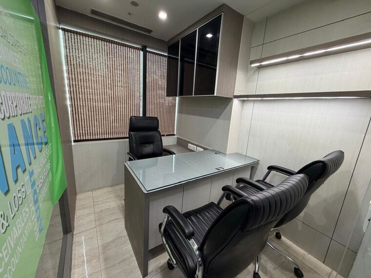 Team Area, netaji subhash place Commercial Office Space 993 Sq.Ft. In Netaji Subhash Place Delhi 10622987