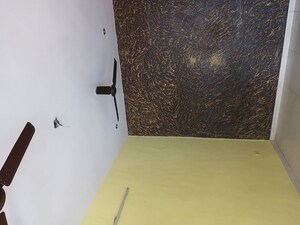 Room in 2 BHK Builder Floor at Vasundhara – for Rent