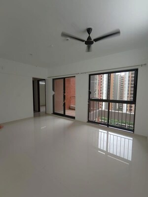 2 BHK Apartment For Rent in Shapoorji Pallonji Sensorium Prisma, Hinjewadi