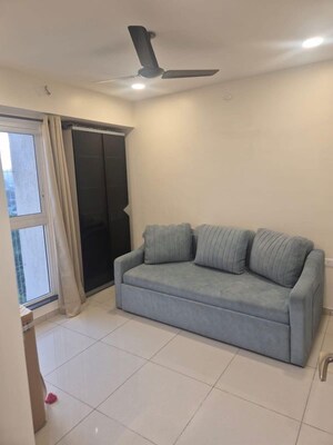 2 BHK Apartment For Rent in Godrej Emerald Vista, Ghodbunder Road