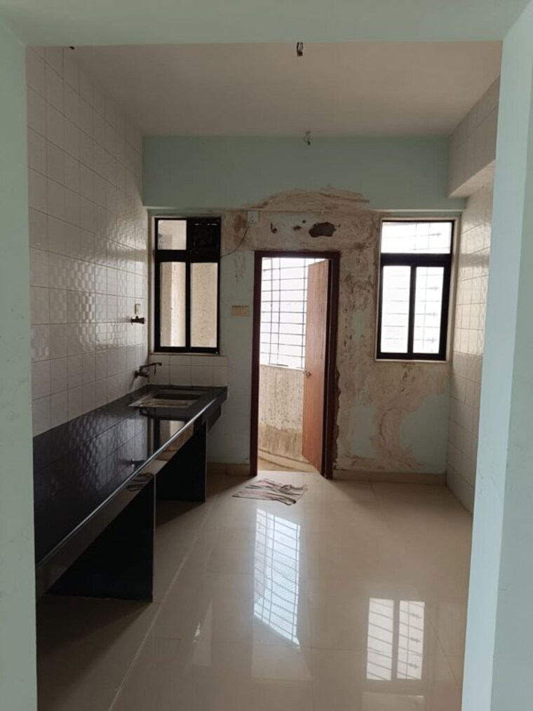 Kitchen, meera-tower 3 Bedroom 1400 Sq.Ft. Apartment In Andheri West Mumbai 10622789