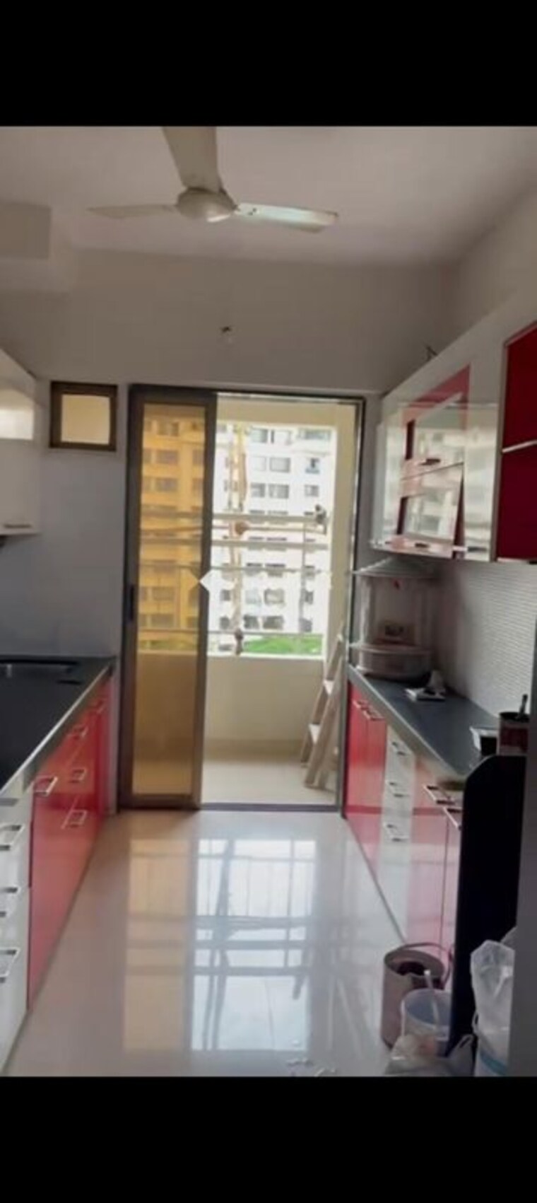 Kitchen, varun-garden 2 Bedroom 1500 Sq.Ft. Apartment In Ghodbunder Road Thane 10623039
