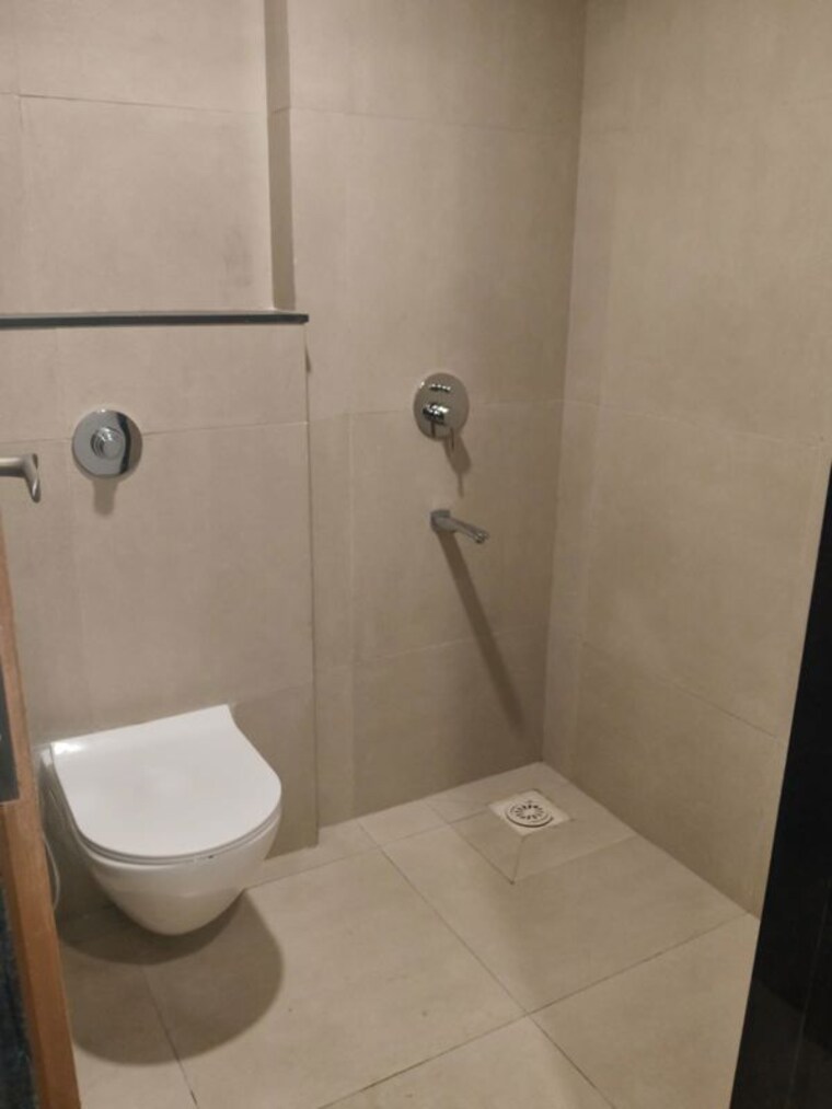 Bathroom, vilas-javdekar-indilife 1 RK 200 Sq.Ft. Apartment In Wakad Pune 10623048