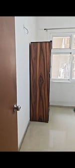1290 Sq.Ft. Apartment in Mahagun My Woods