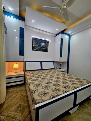 Bedroom in 2 BHK Builder Floor at Sector 55 – for Rent