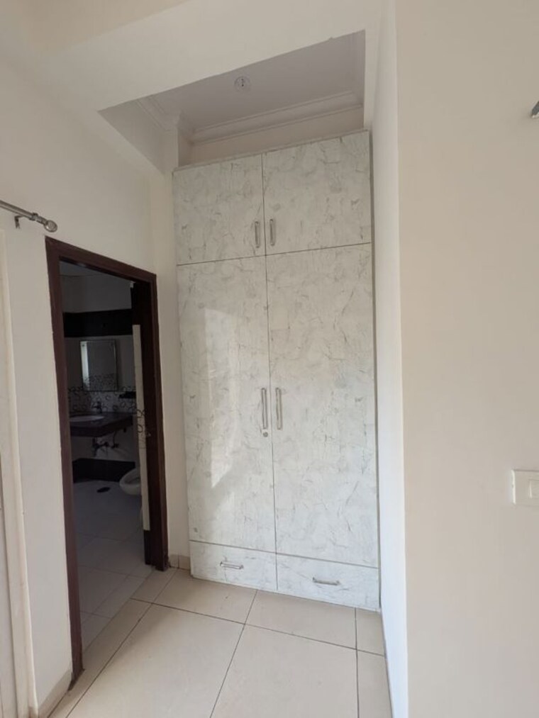 Room, sunshine-helios 4 Bedroom 2800 Sq.Ft. Apartment In Sector 78 Noida 10623082