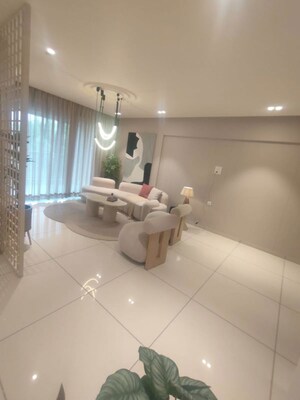 Bathroom in 4 BHK Apartment at Koregaon Park Annexe – for Sale