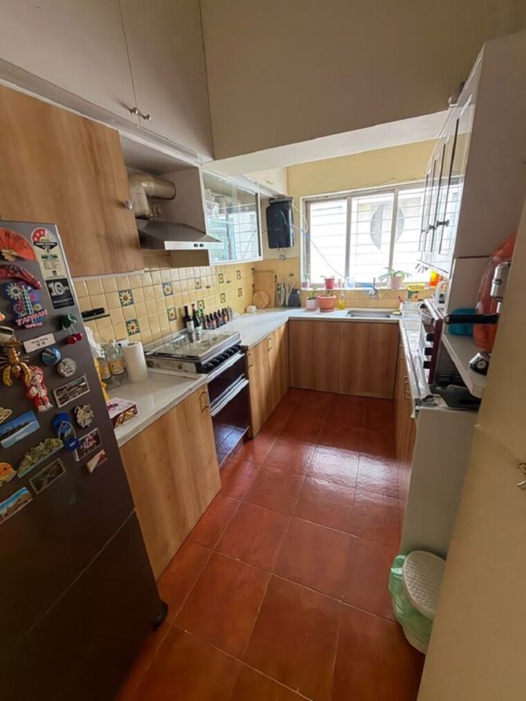 Kitchen, bandra west 3 Bedroom 1100 Sq.Ft. Apartment In Bandra West Mumbai 10623081