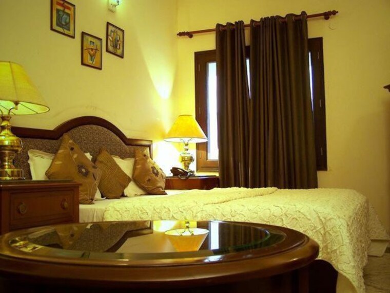 Living Room, sector 14 1 RK 369 Sq.Ft. Independent House In Sector 14 Gurgaon 10623097