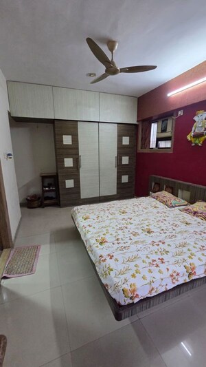 Bedroom in 3 BHK Apartment at GHP Neptune Suncity, Vikhroli West – for Rent