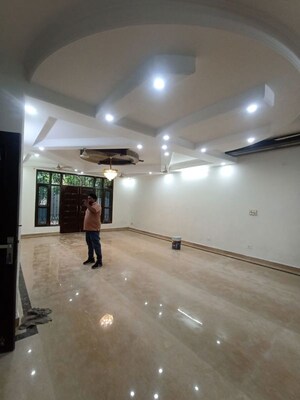 4 BHK Builder Floor For Rent in RWA Apartments Sector 50, Sector 50