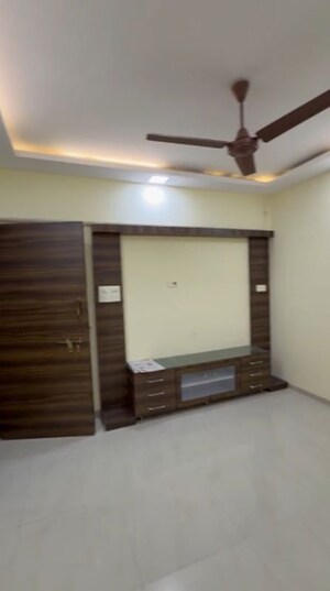 Living Room in 2 BHK Apartment at Chembur – for Rent