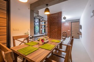 Bedroom in 1 RK Independent House at Sector 14 – for Rent