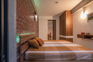 Bedroom in 1 RK Independent House at Sector 14 – for Rent