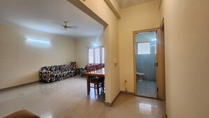 Living Room in 2 BHK Apartment at Indiranagar – for Rent