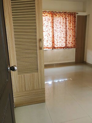 Room in 1 BHK Apartment at Dajikaka Gadgil Anantshilp Apartment, Bavdhan – for Rent