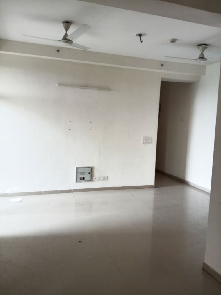 undefined, mahagun-my-woods 2 Bedroom 960 Sq.Ft. Apartment In Sector 16c Greater Noida Greater Noida 10623085