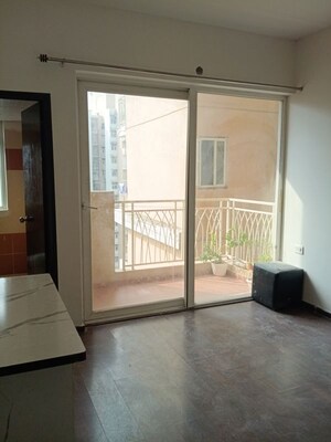 Room in 2 BHK Apartment at Mahagun My Woods, Sector 16c Greater Noida – for Sale