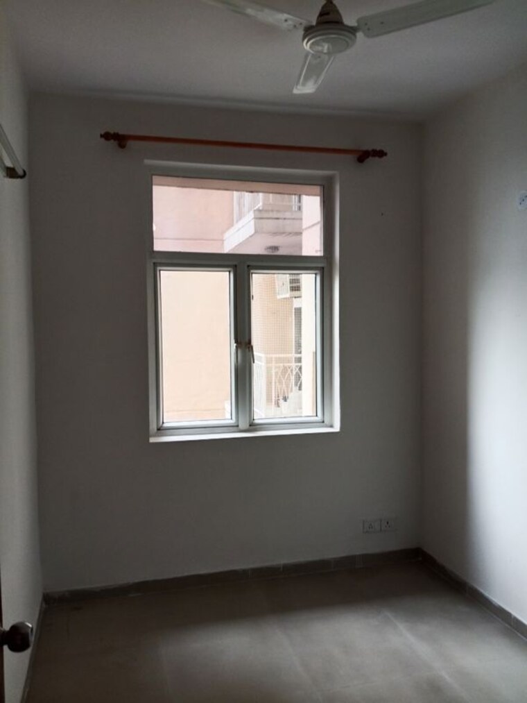 Room, mahagun-my-woods 2 Bedroom 960 Sq.Ft. Apartment In Sector 16c Greater Noida Greater Noida 10623085