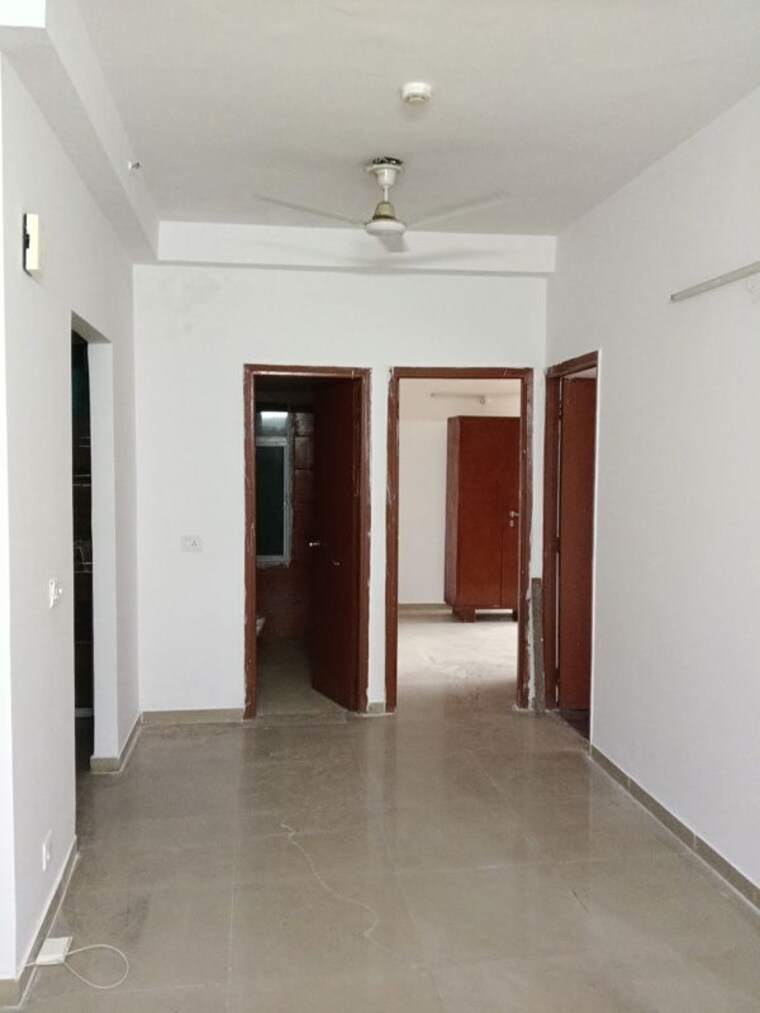 undefined, mahagun-my-woods 2 Bedroom 960 Sq.Ft. Apartment In Sector 16c Greater Noida Greater Noida 10623085