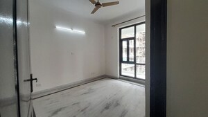 2 BHK Builder Floor For Rent in Sector 21
