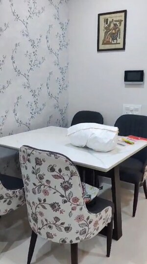 Living Room in 2 BHK Apartment at Chembur – for Rent
