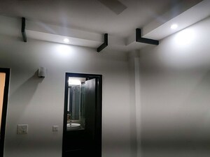 Room in 2 BHK Builder Floor at Sector 22 – for Rent