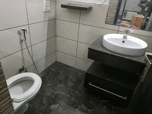 Bathroom in 2 BHK Builder Floor at Sector 22 – for Rent