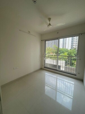Room in 2.5 BHK Apartment at Godrej Park Greens, Mamurdi – for Rent