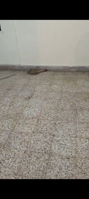 Room in 2 BHK Apartment at Camp – for Rent